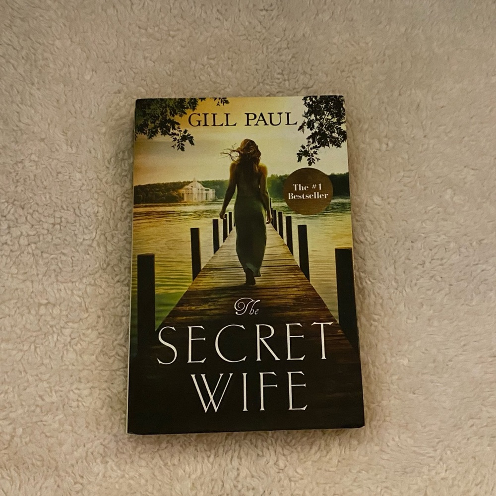 Book: The Secret Wife by Gill Paul - Picture 2 of 3